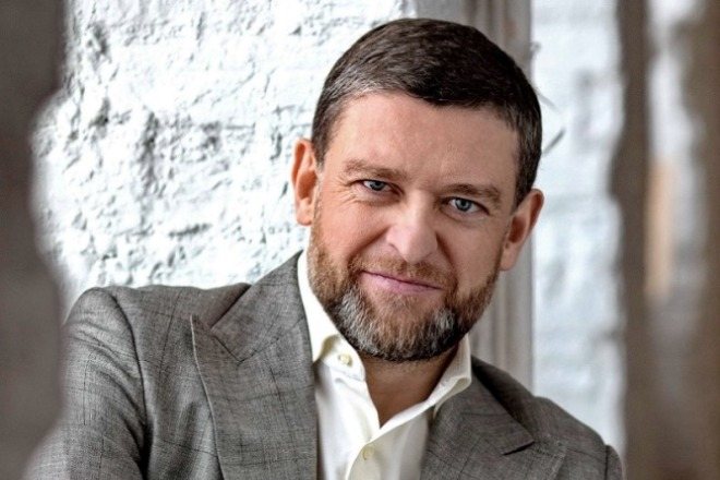 Актер Сергей Комаров